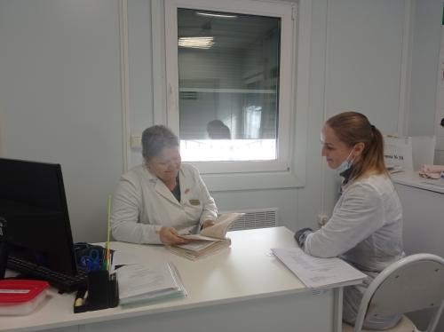 5 февраля рабочая группа Шемышейской участковой больницы трудилась в амбулатории села Усть-Уза и ФАП села Старое Захаркино.