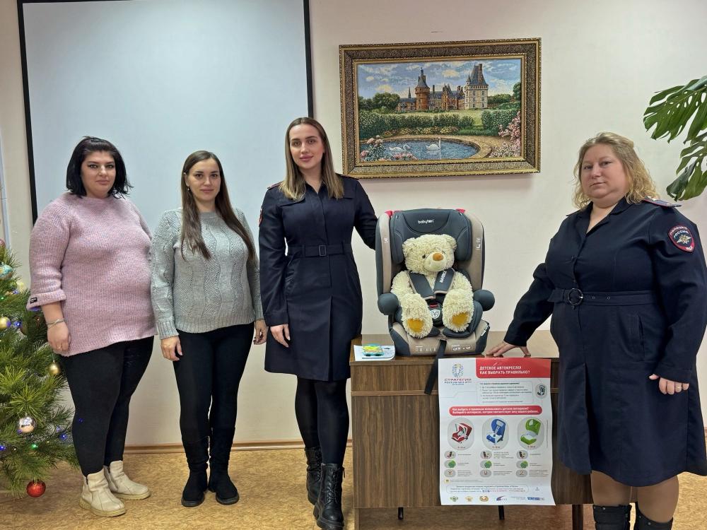 В субботу, 13 декабря сотрудники Госавтоинспекции провели профилактический тренинг для будущих мам.